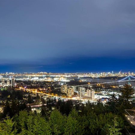 West Vancouver Luxury Home Exterior photo